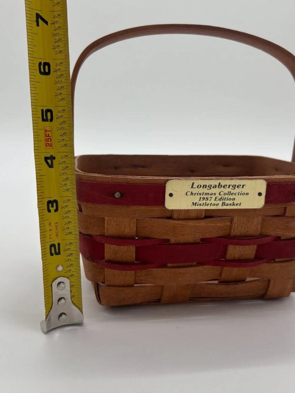 Longaberger Vintage Christmas Collection Mistletoe Handled Basket Signed 1987